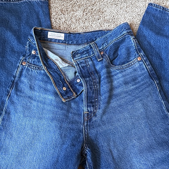 Levi’s Premium W26 L27 - Picture 1 of 2